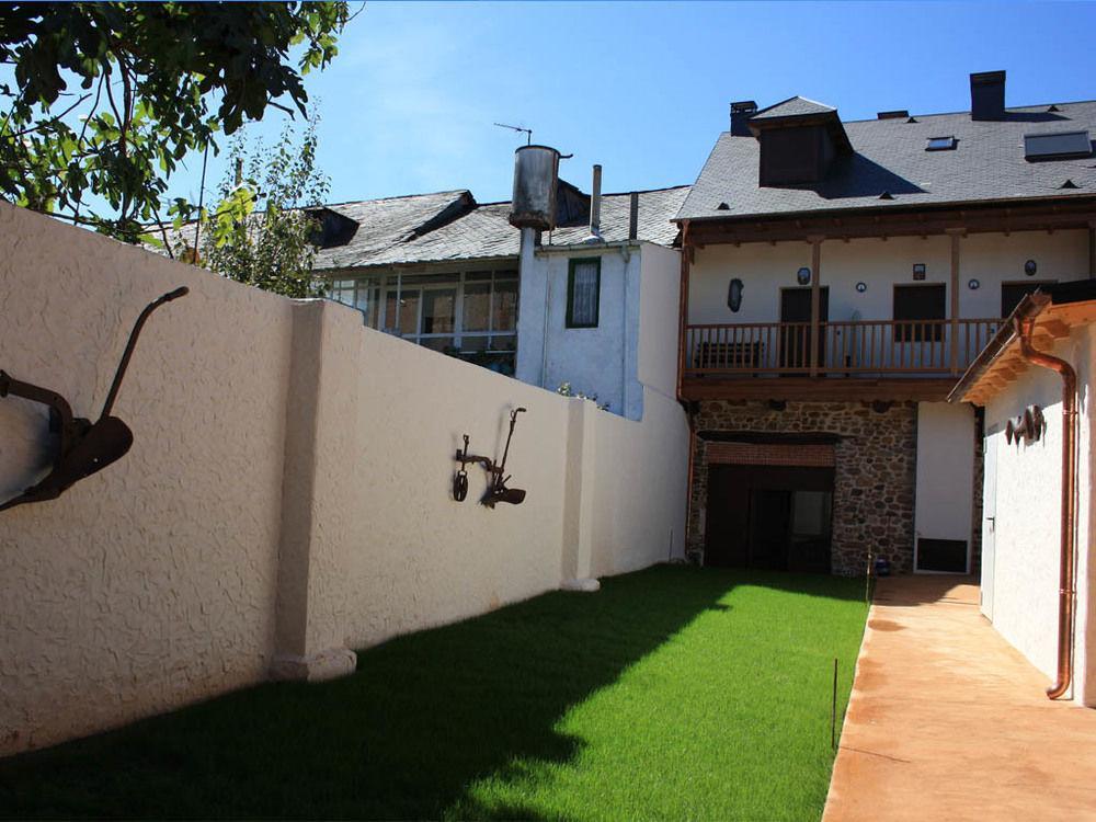 Casa Rural El Almendro De Maria Ponferrada Exteriér fotografie